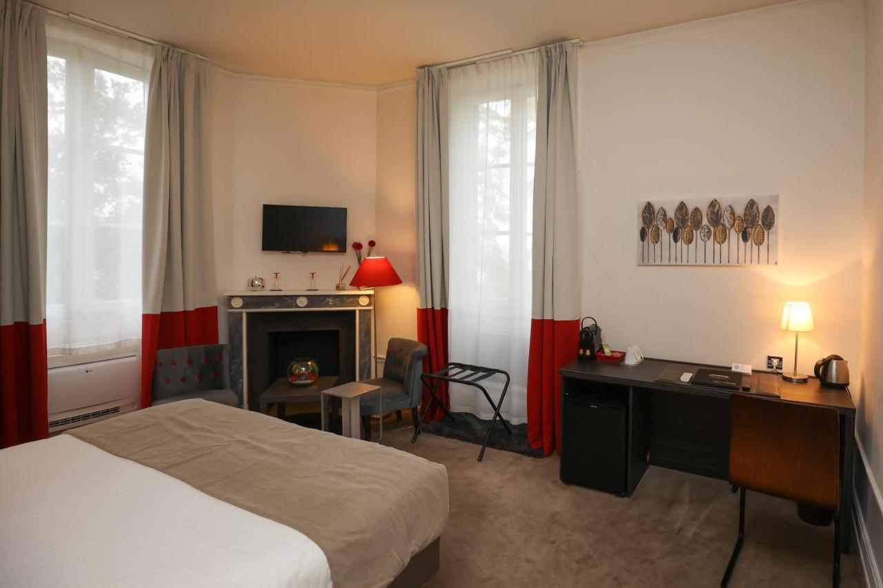 Hotel Chateau De Lacan Brive-la-Gaillarde Exteriör bild